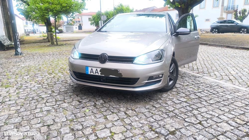 VW Golf 1.6 TDi DPF Highline - 1