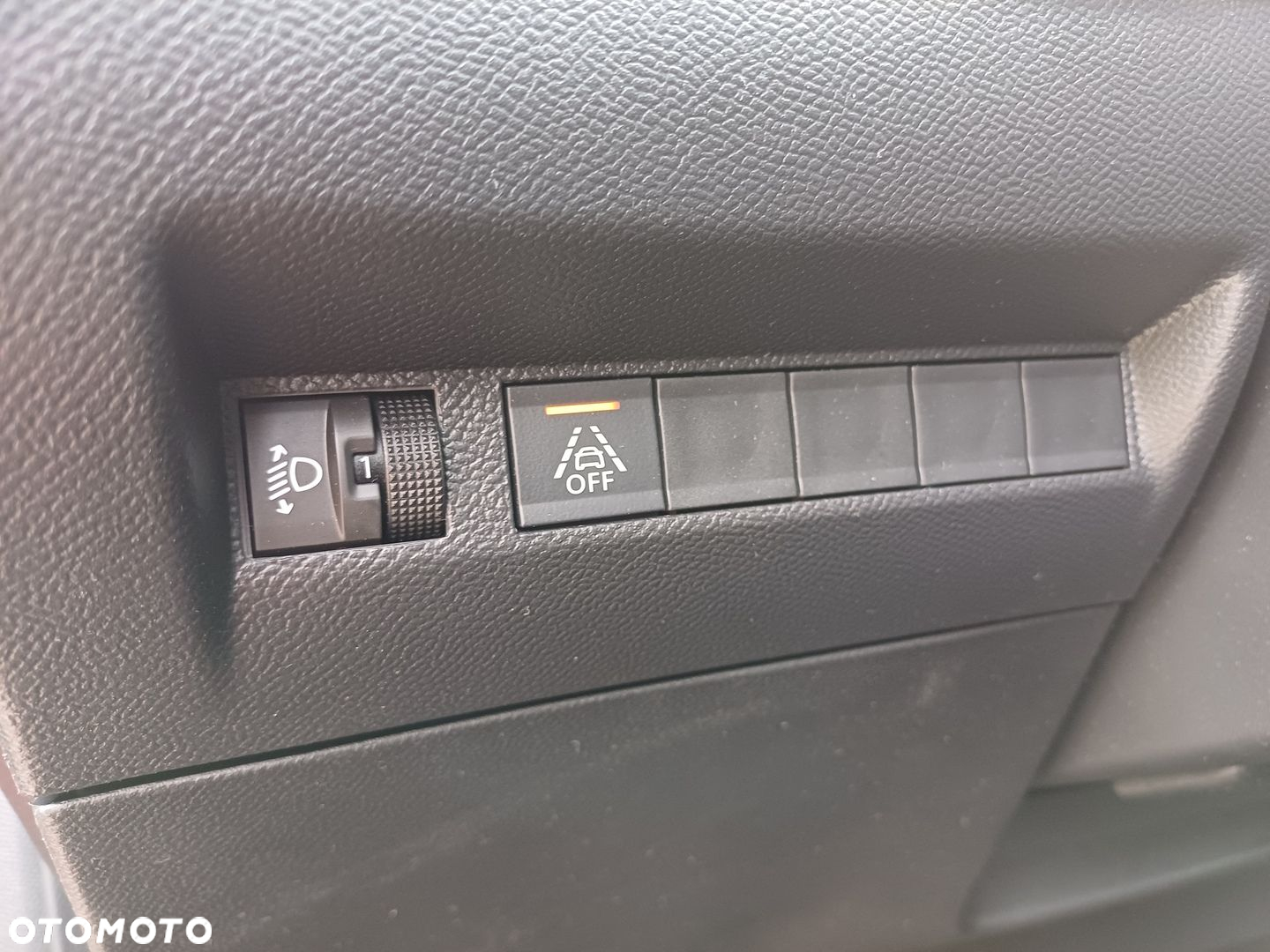 Peugeot 208 1.2 PureTech Active Pack S&S - 13