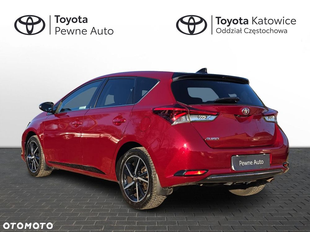 Toyota Auris 1.6 Selection - 3