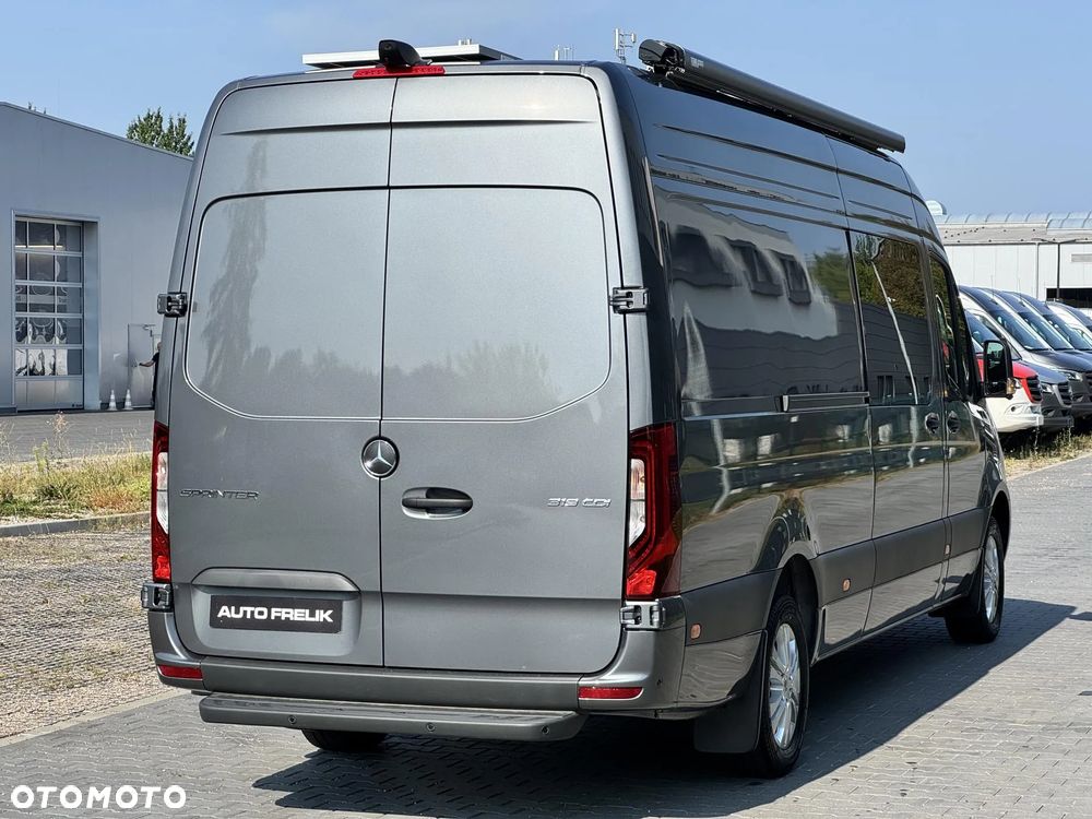 Mercedes-Benz Sprinter - 6
