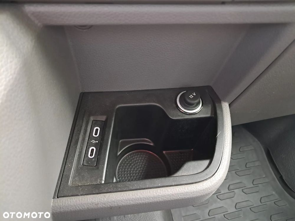 Volkswagen Transporter - 14