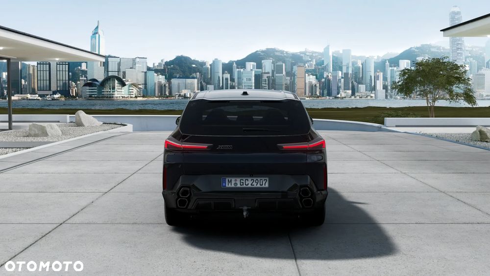 BMW XM - 5