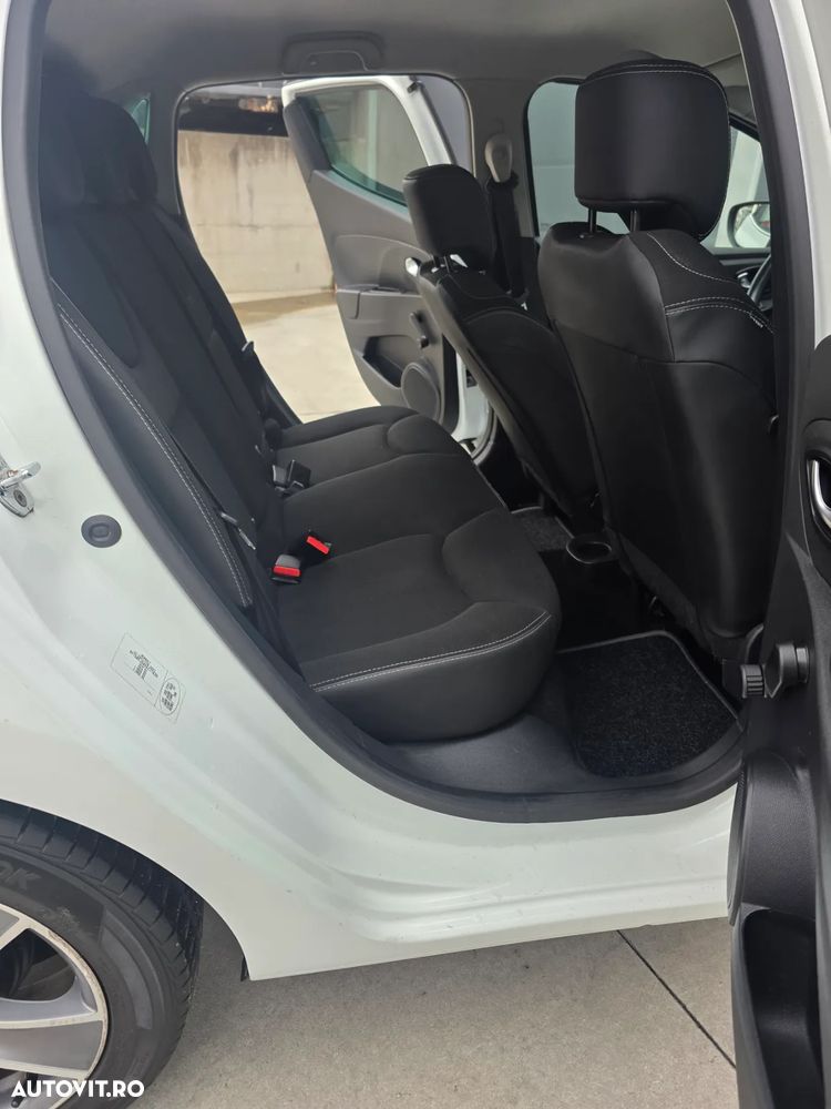 Renault Clio dCi 90 Dynamique - 11