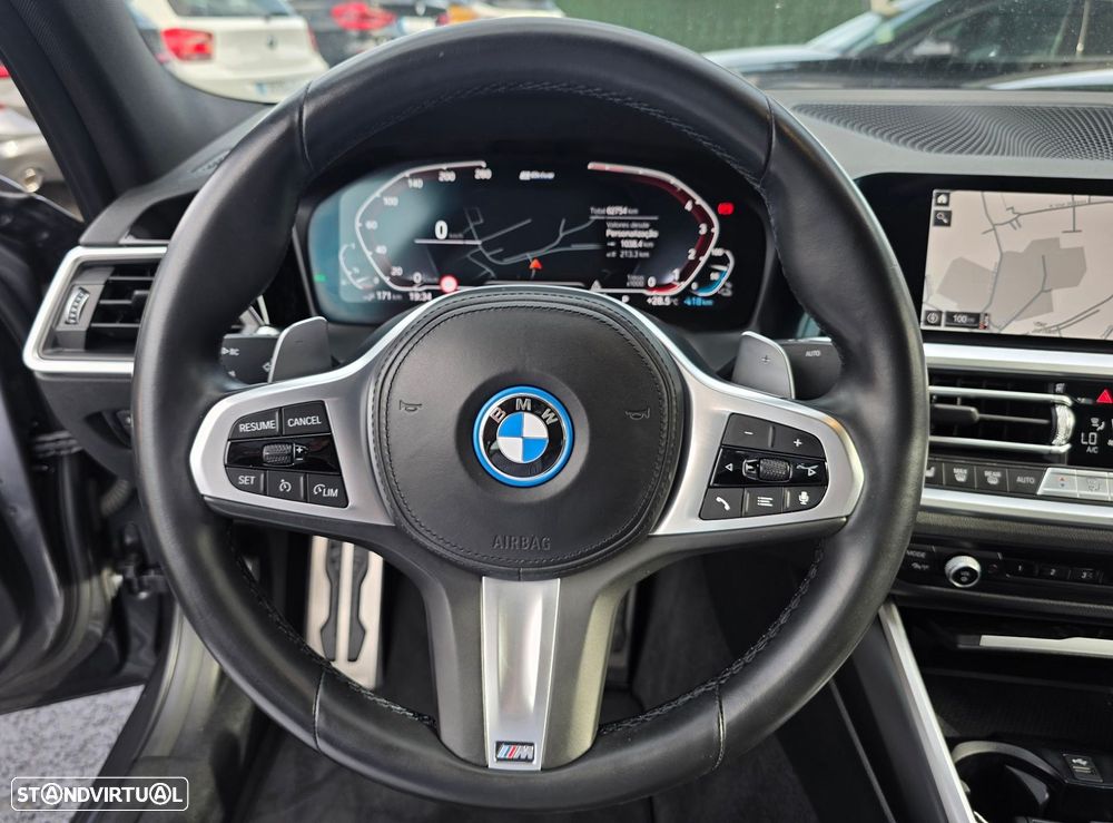 BMW 320 e Pack M Auto - 14