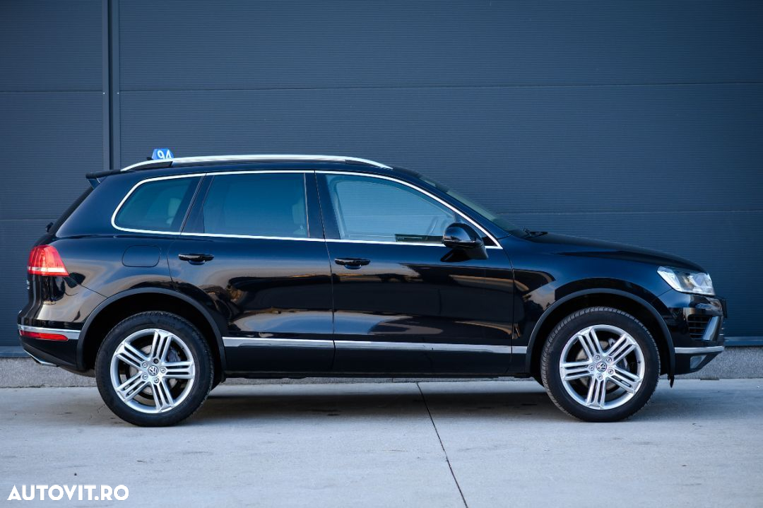 Volkswagen Touareg 3.0 V6 TDI SCR Blue Motion DPF Automatik Terrain Tech Executive Edition - 9