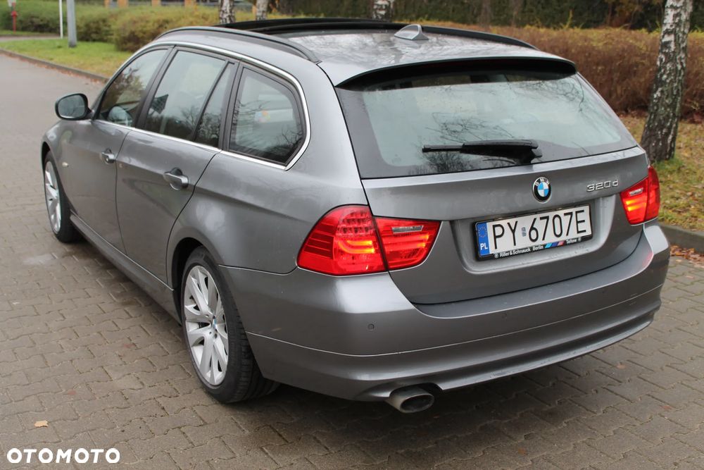 BMW Seria 3 320d - 11