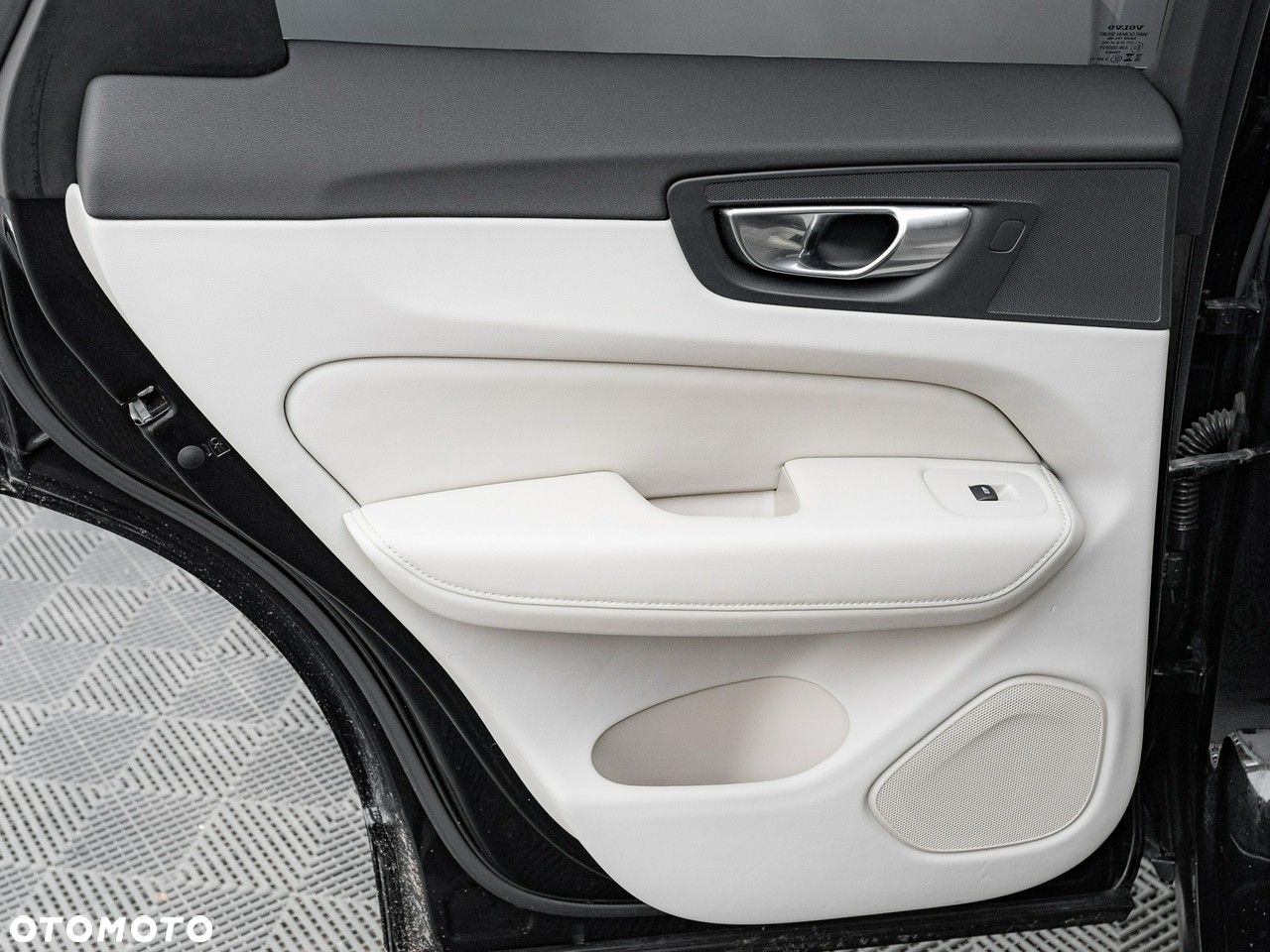 Volvo XC 60 - 21