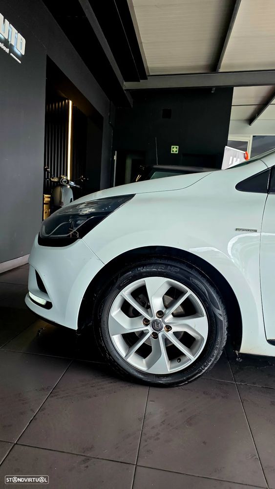 Renault Clio Sport Tourer 1.5 dCi GT Line - 10