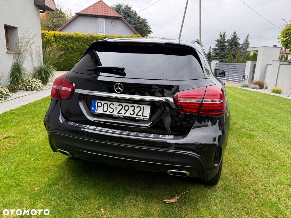 Mercedes-Benz GLA 200 7G-DCT AMG Line - 10