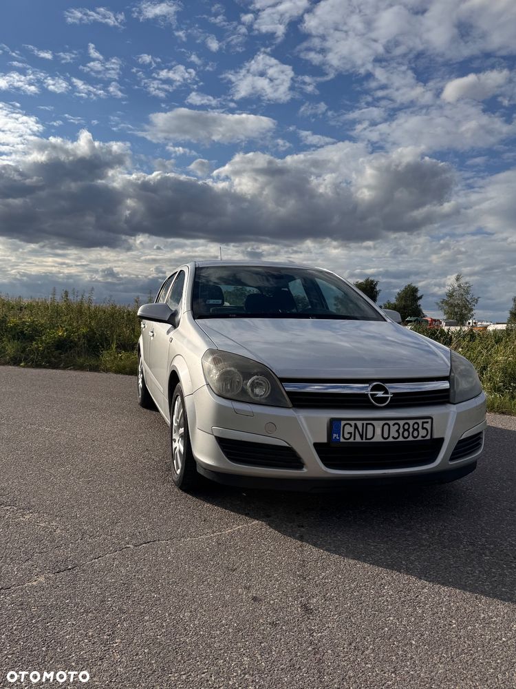 Opel Astra 1.6 Essentia - 3