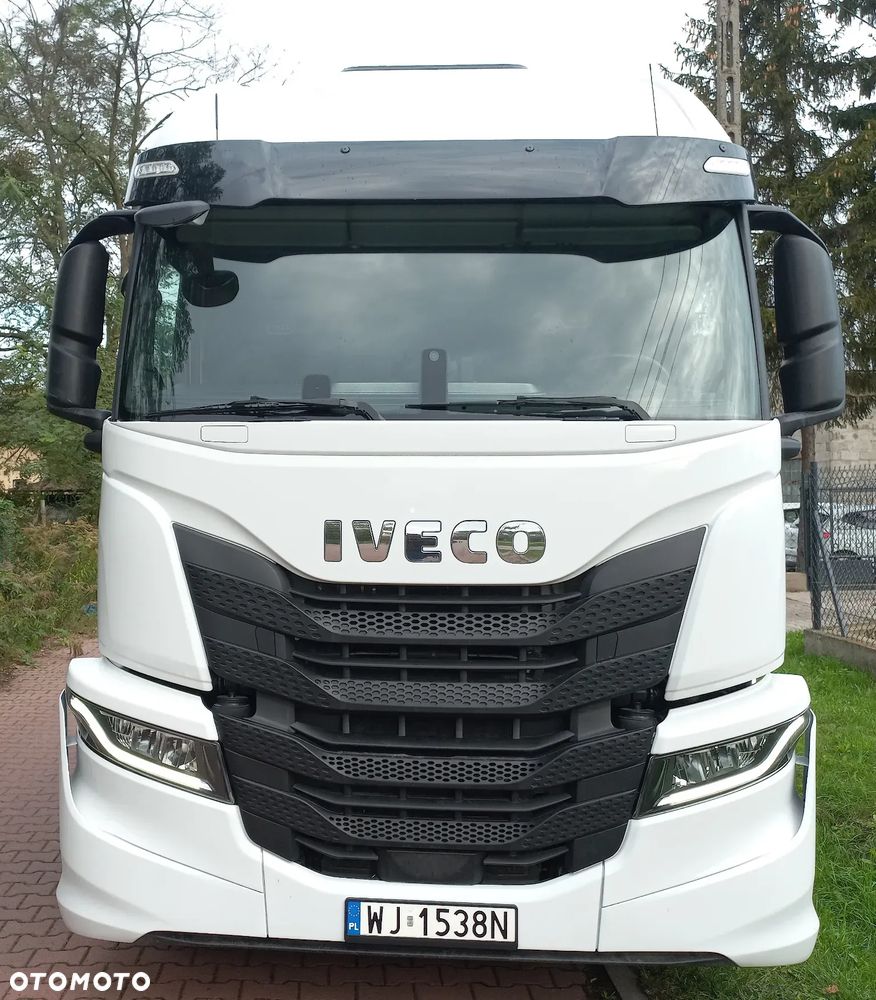 Iveco S-Way - 8