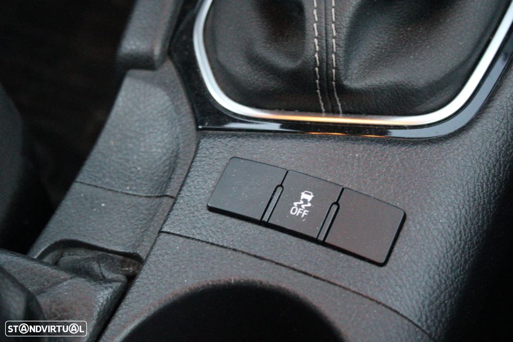Toyota Auris 1.4 D-4D Comfort - 41
