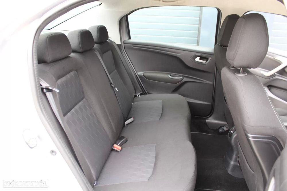 Citroën C-Elysée 1.2 PureTech Shine - 16