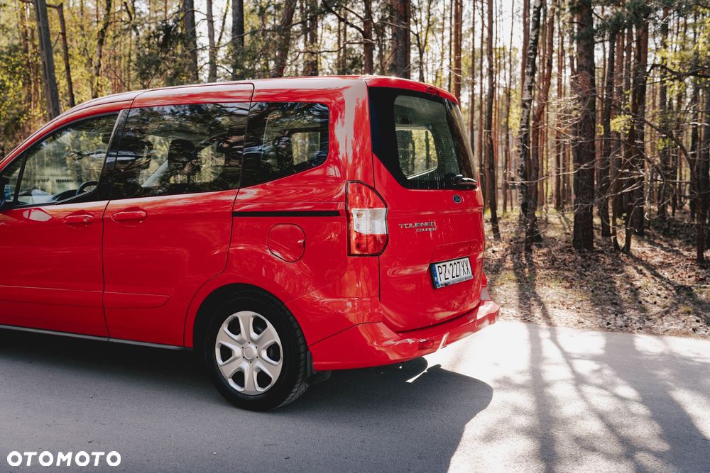 Ford Tourneo Courier 1.5 TDCi Trend - 19
