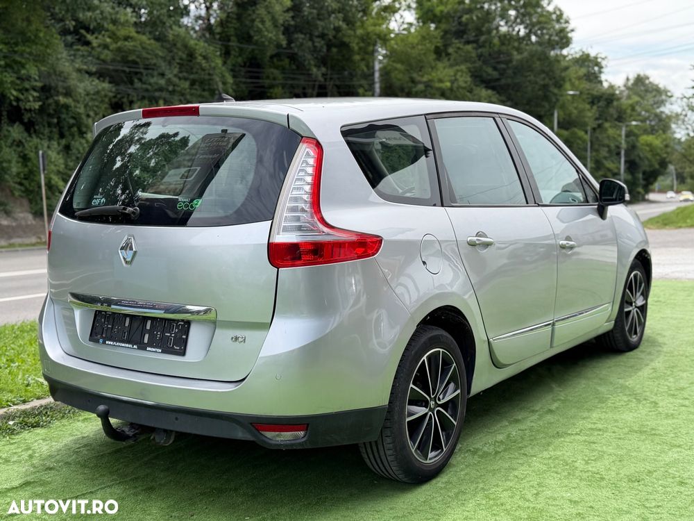 Renault Grand Scenic - 8