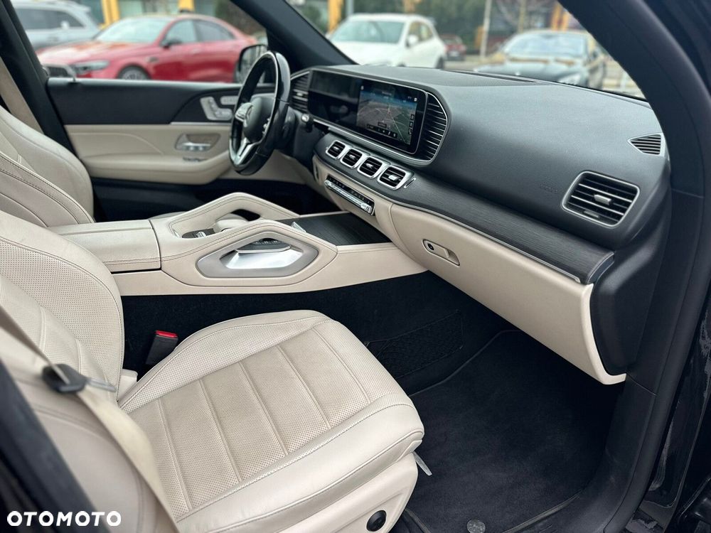 Mercedes-Benz GLE - 16