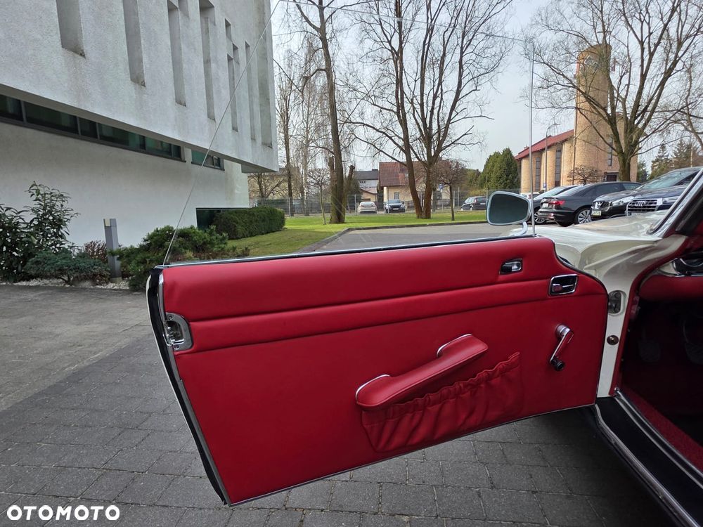 Mercedes-Benz SL - 20