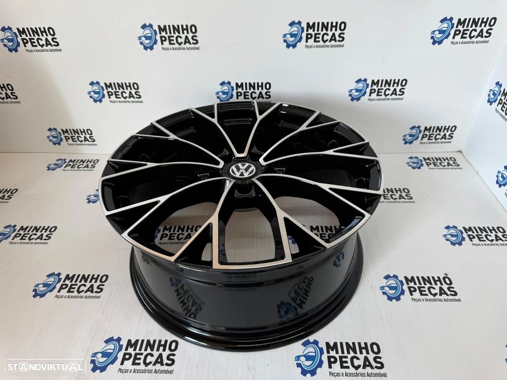 Jantes Look VW Golf 8 R em 19 (5x112) Preto e Polido - 7