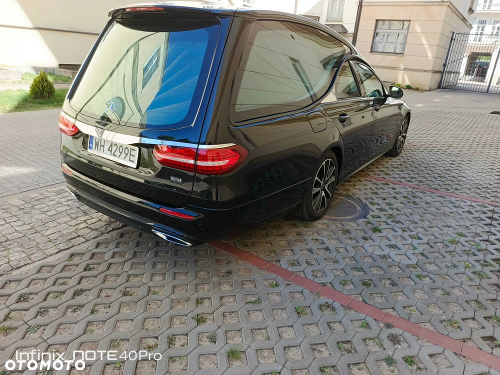 Mercedes-Benz Klasa E 220 d 9G-TRONIC Night Edition - 4