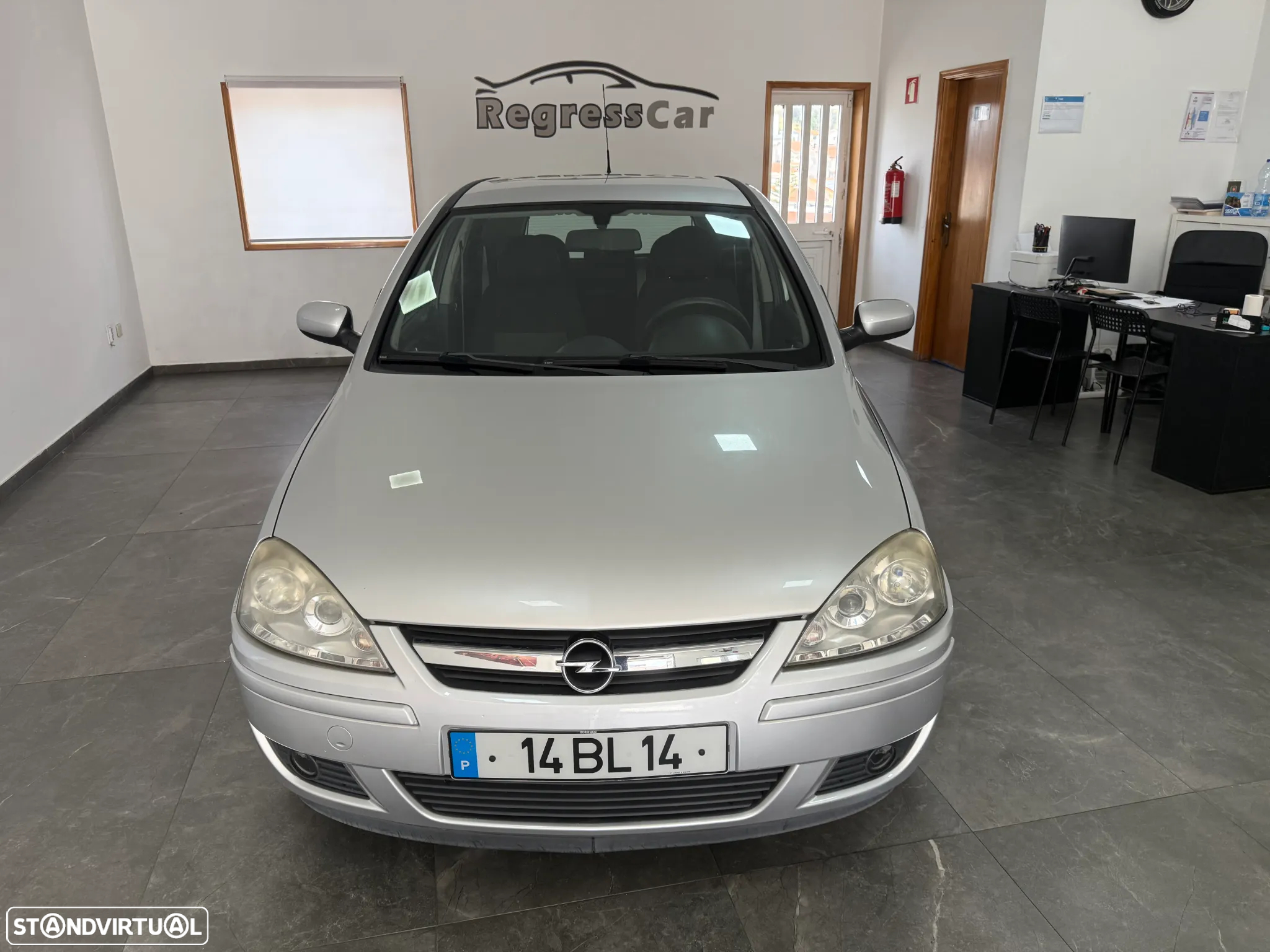 Opel Corsa 1.3 CDTi Enjoy - 2