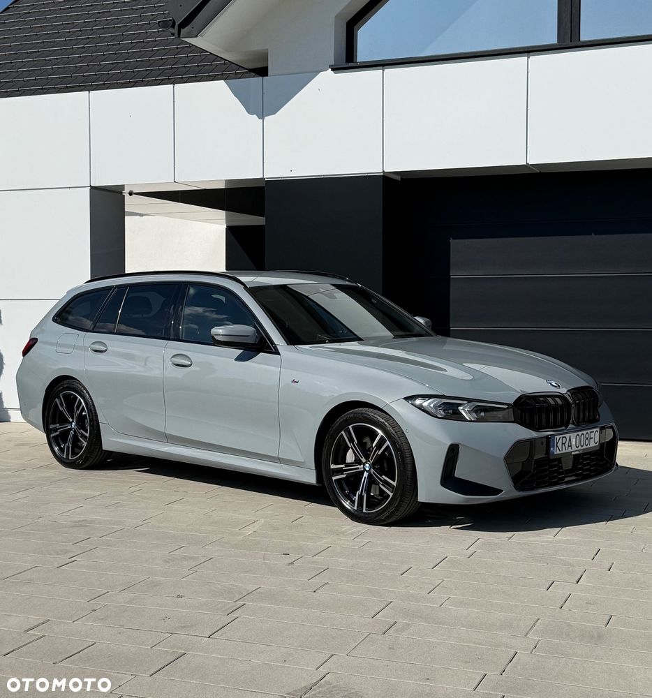 BMW Seria 3 330i xDrive M Sport - 10