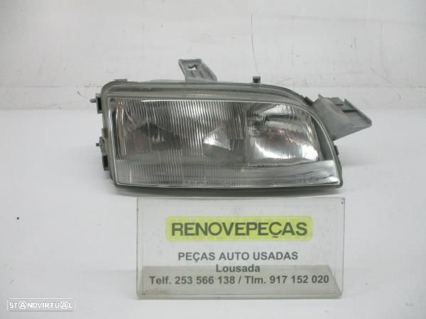 Otica / Farol Dto Fiat Punto (176_) - 1