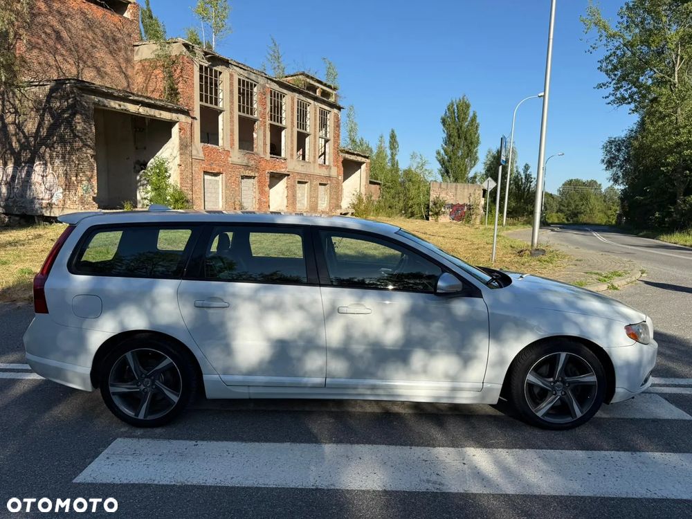 Volvo V70 D4 AWD Geartronic RDesign - 5