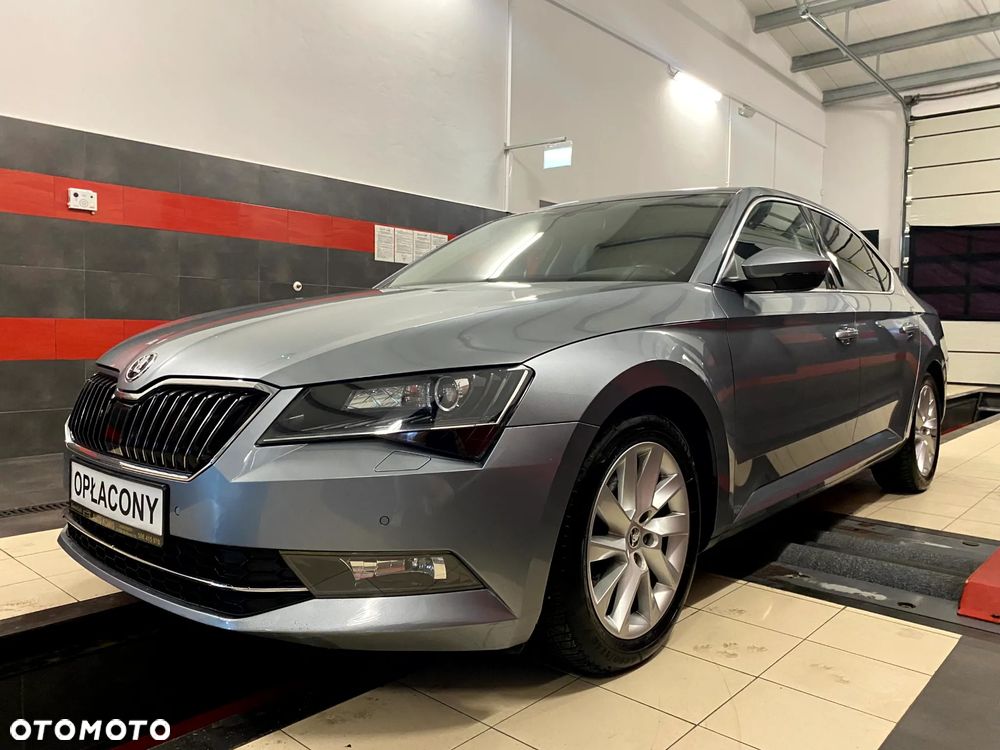 Skoda Superb 2.0 TDI Sportline DSG - 3