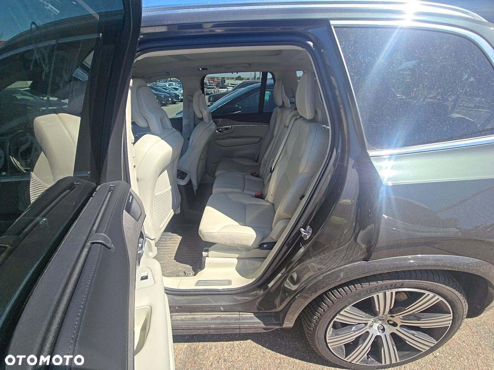 Volvo XC 90 T8 AWD Plug-In Hybrid Inscription 7os - 13