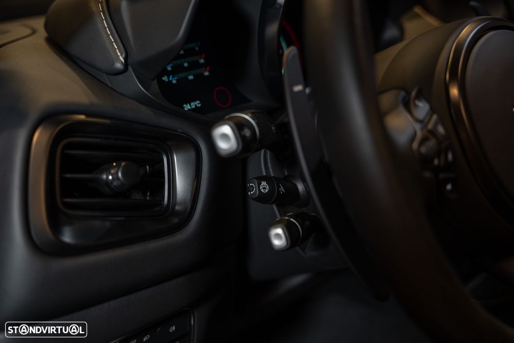 Aston Martin Vantage Roadster V8 - 28