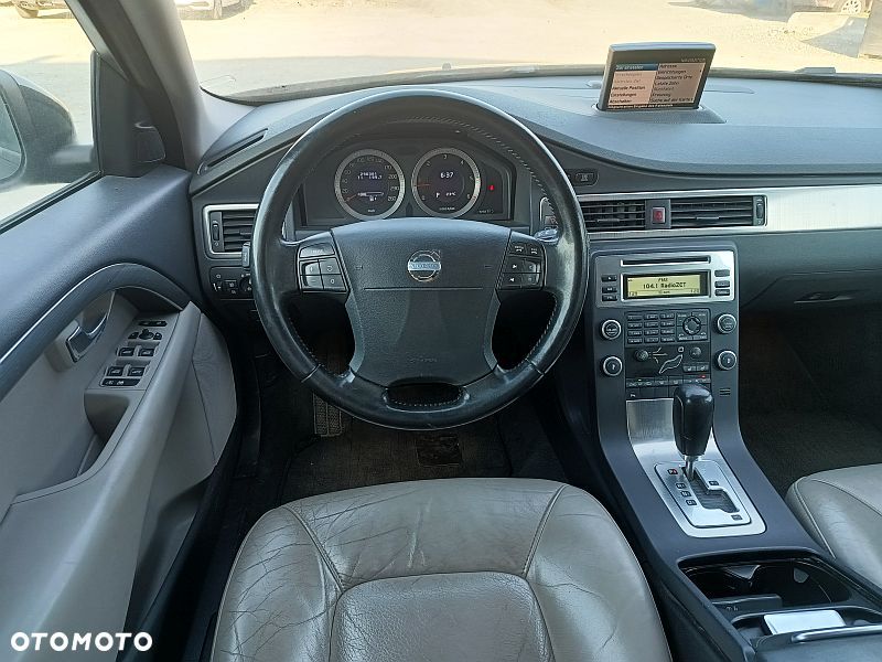 Volvo V70 D5 DPF Momentum - 19