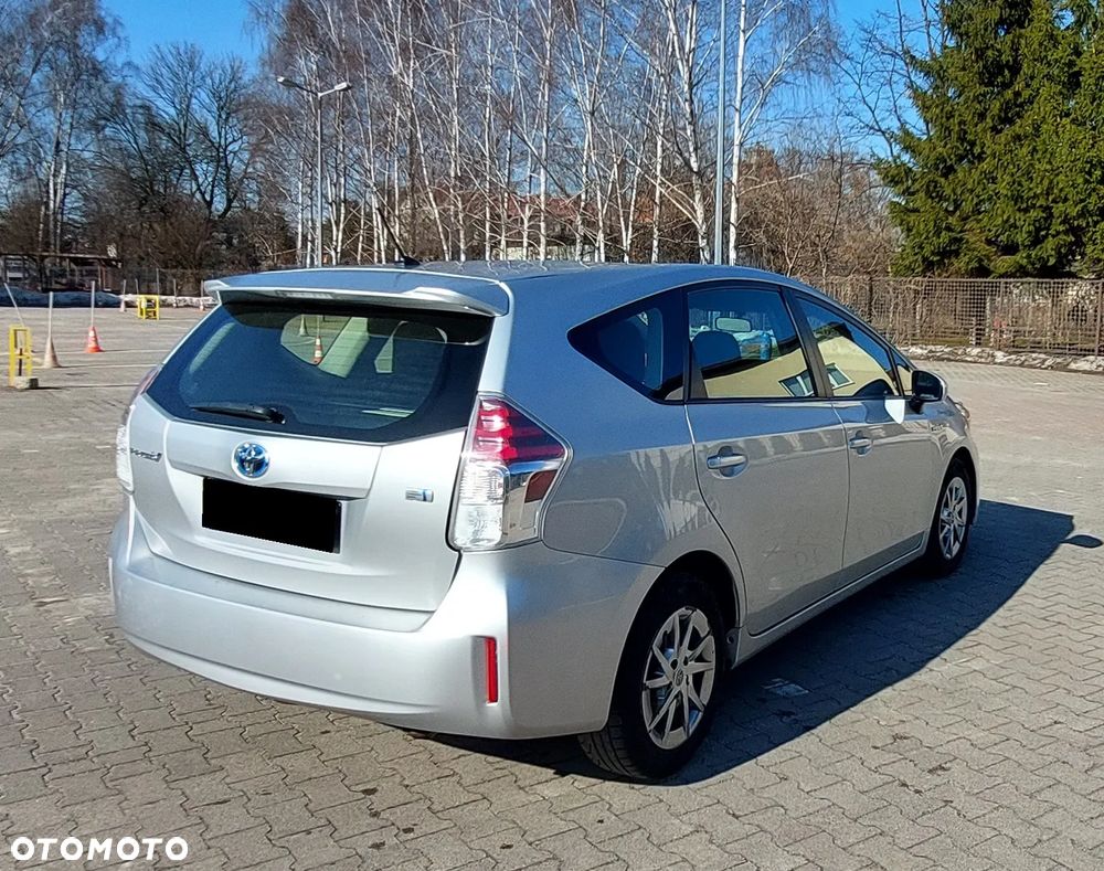 Toyota Prius+ (Hybrid) Comfort - 11