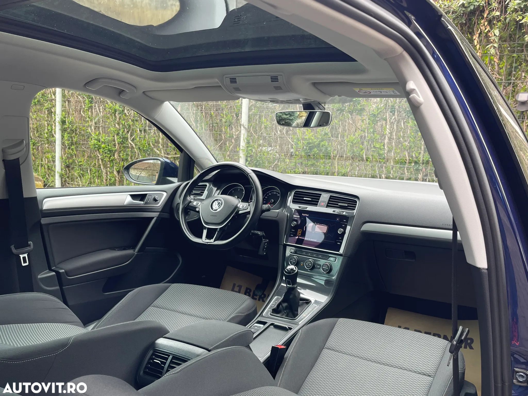 Volkswagen Golf 1.6 TDI Comfortline - 2