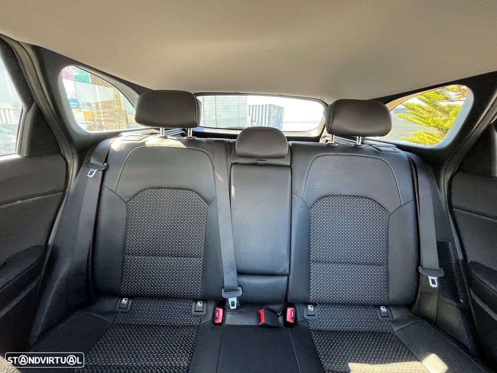 Kia Ceed SW 1.6 GDi PHEV Tech 6DCT - 41