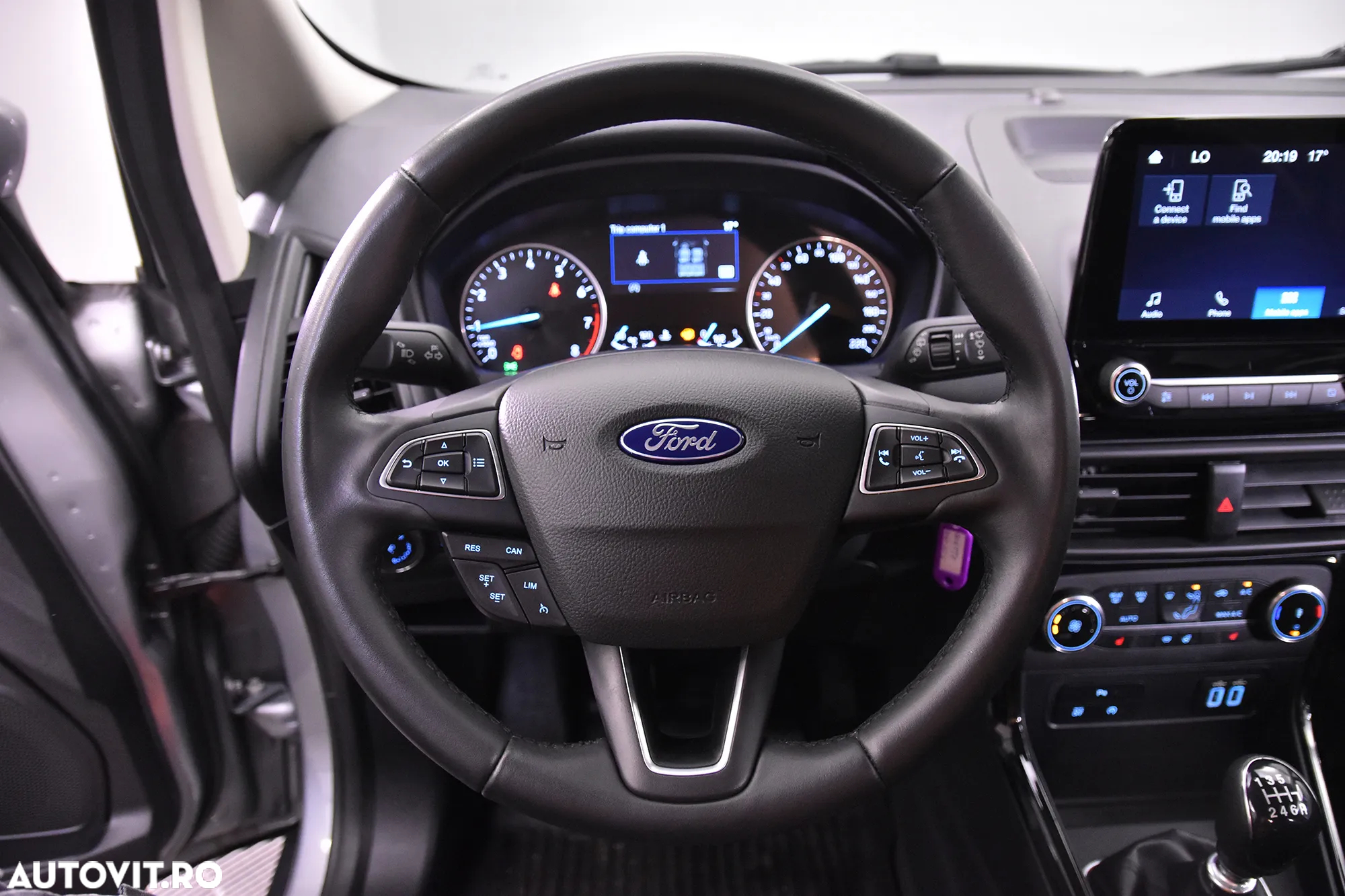 Ford EcoSport 1.0 EcoBoost Titanium - 16