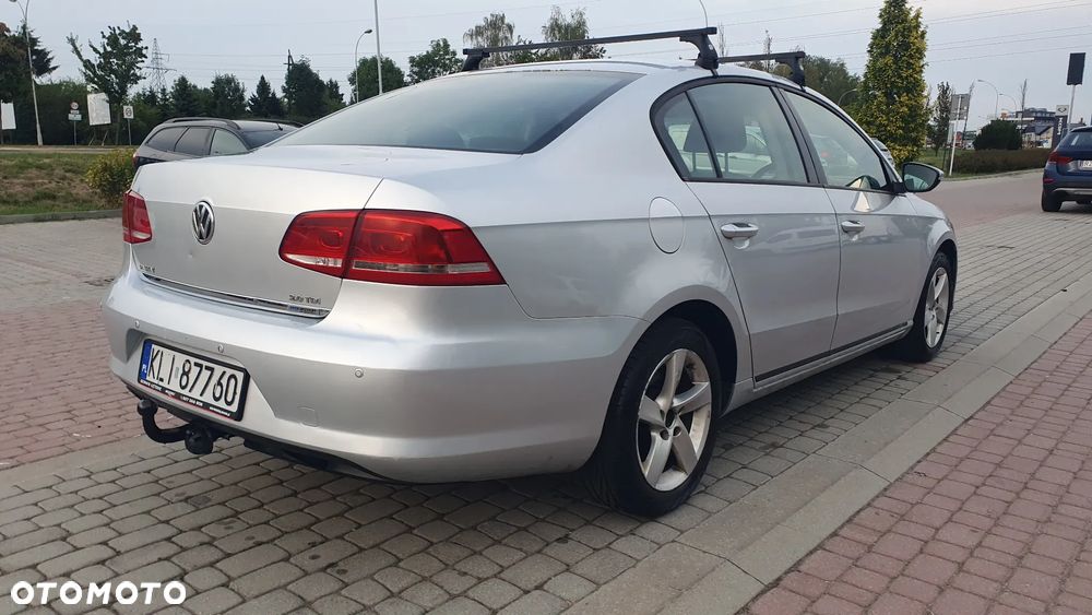 Volkswagen Passat - 3