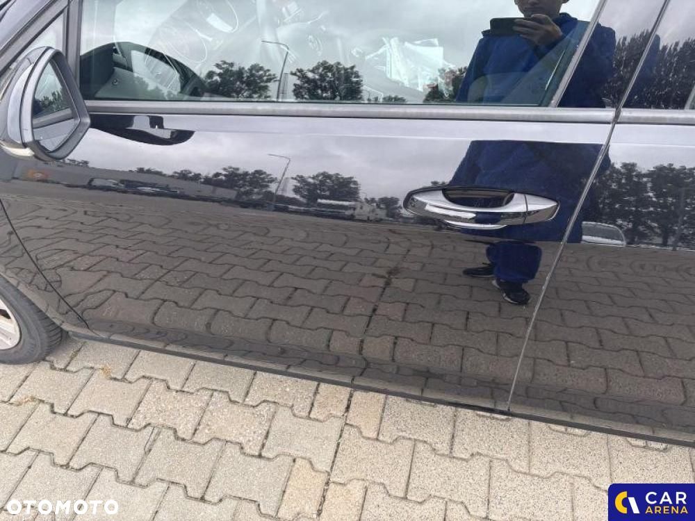 Volkswagen Golf - 29