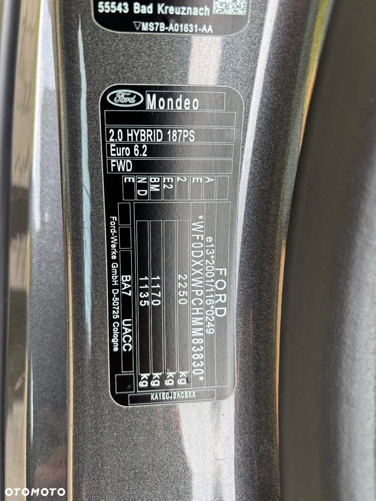 Ford Mondeo 2.0 Hybrid ST-Line X - 40