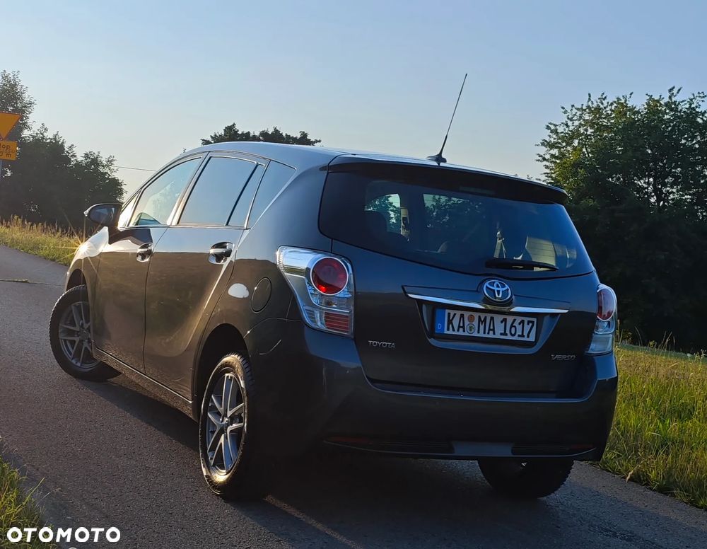 Toyota Verso 1.6 5-Sitzer Comfort - 32