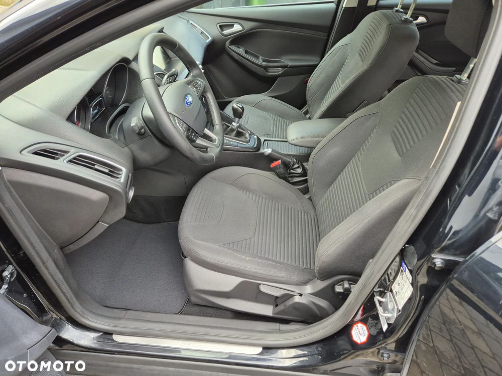 Ford Focus 1.0 EcoBoost Titanium ASS - 14