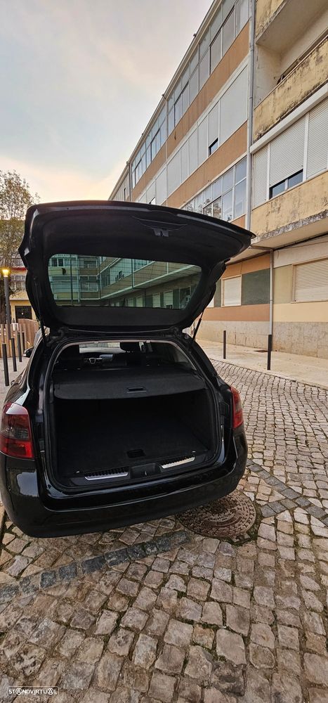 Renault Laguna Break 1.5 dCi SE Black Line 110g - 6