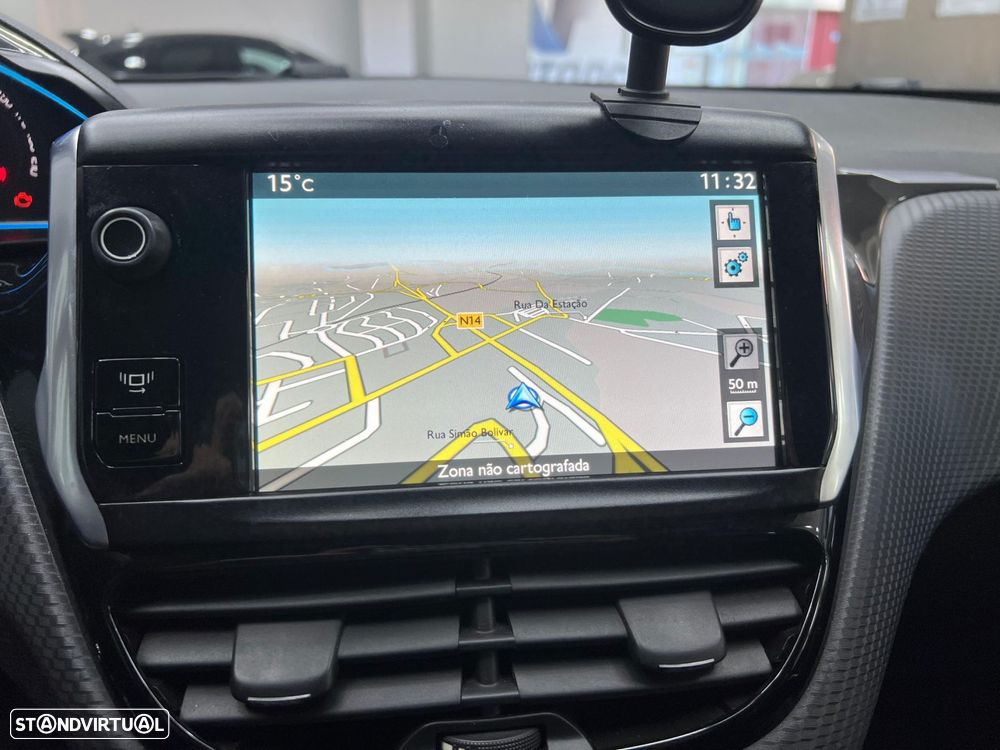 Peugeot 2008 1.6 e-HDi Allure 2-Tronic - 16