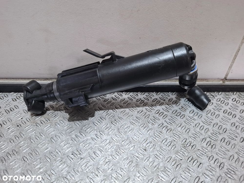 Spryskiwacz lampy prawy przód Audi A4 B8 2013 rok nr 8K0955102D - 3