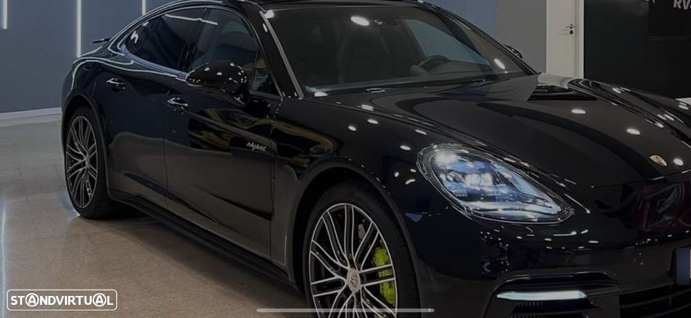 Porsche Panamera 4 E-Hybrid - 6