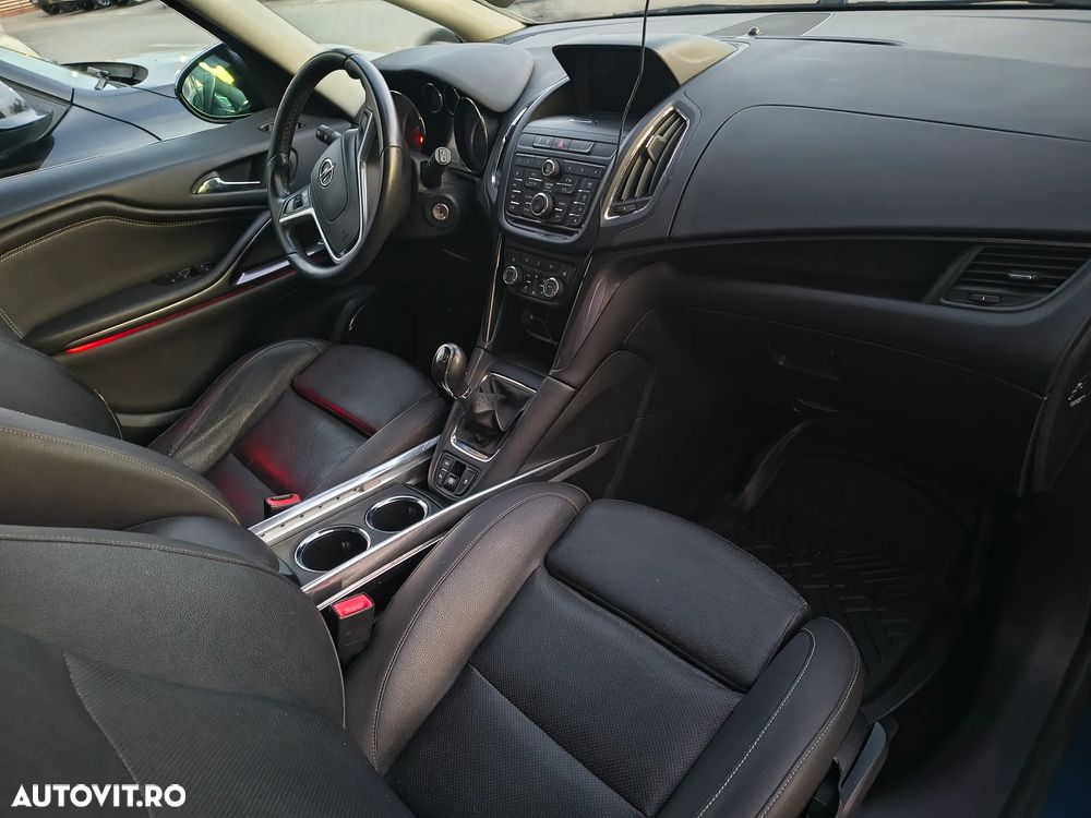 Opel Zafira - 13