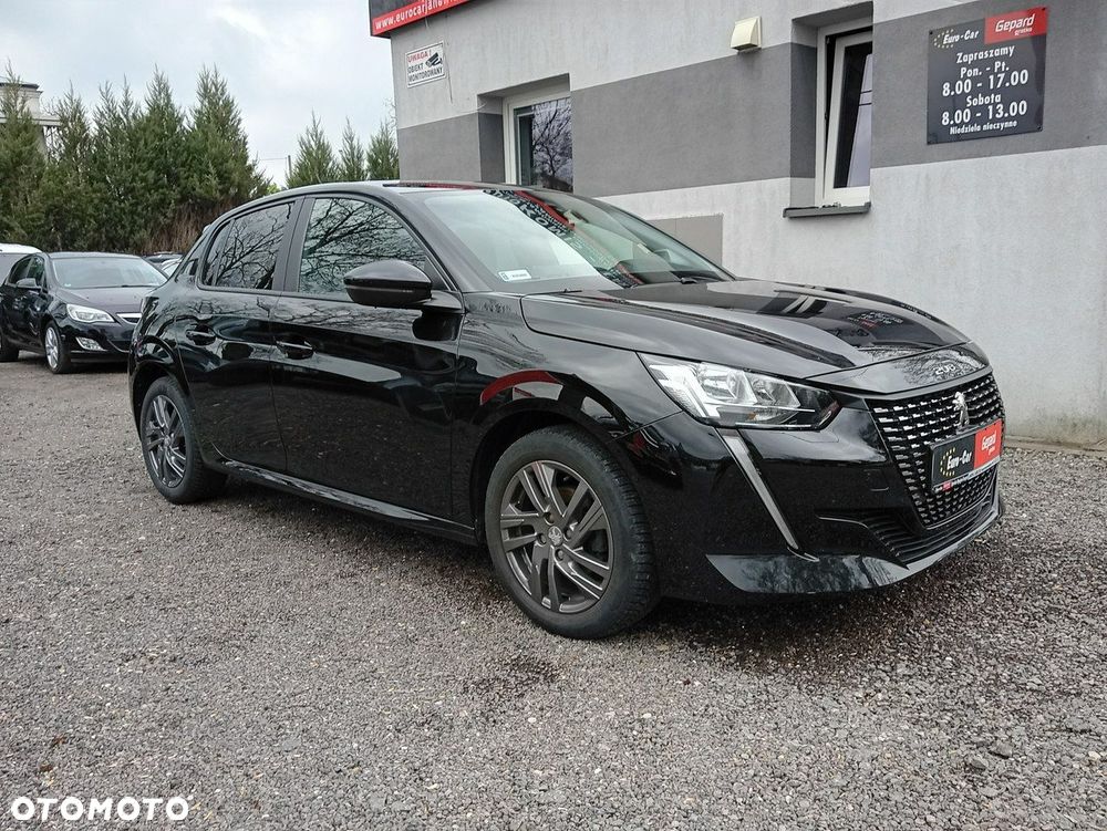 Peugeot 208 - 3