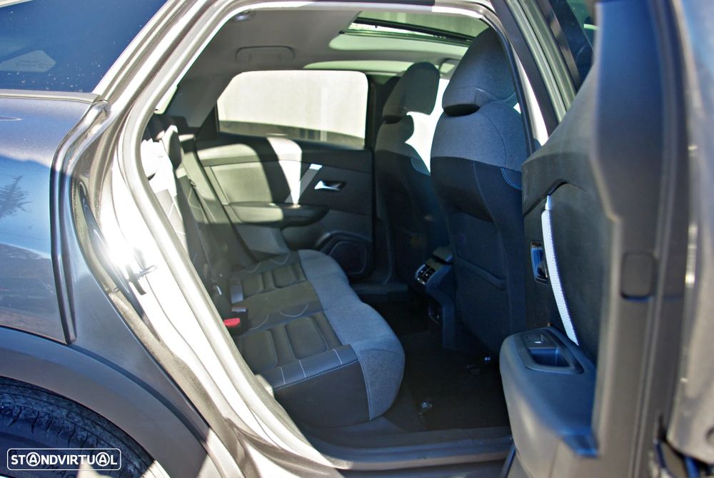 Citroën C4 1.2 PureTech Shine - 18