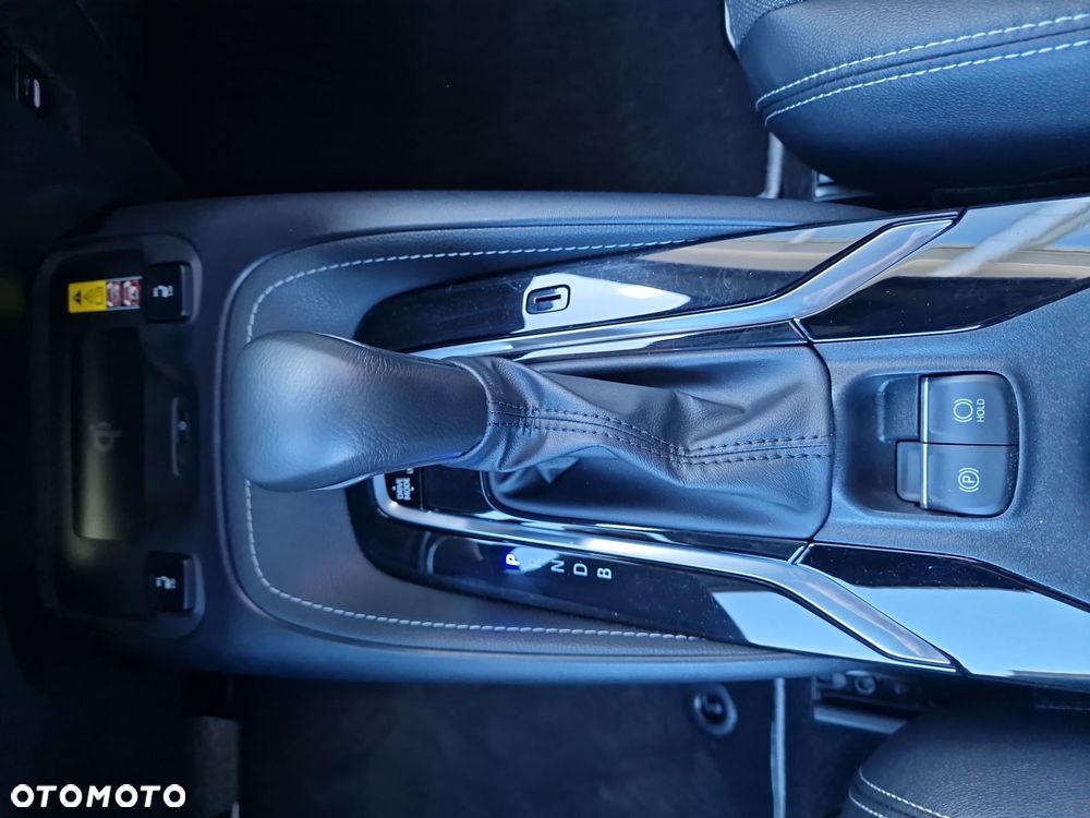 Toyota Corolla 1.8 Hybrid Style - 22