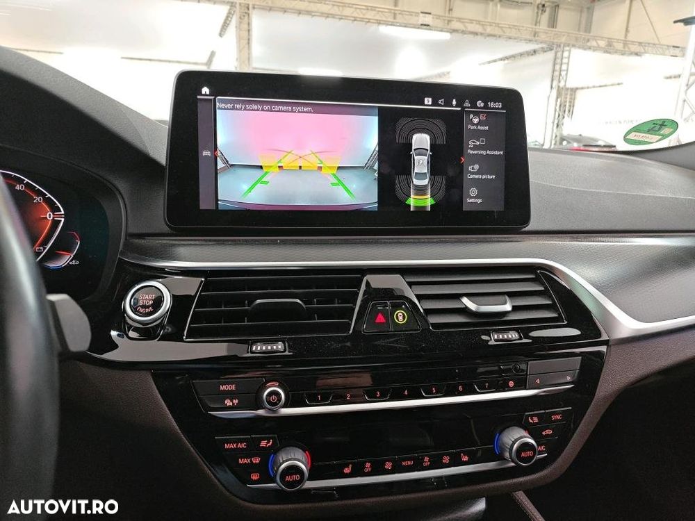 BMW Seria 5 520i Aut. - 15