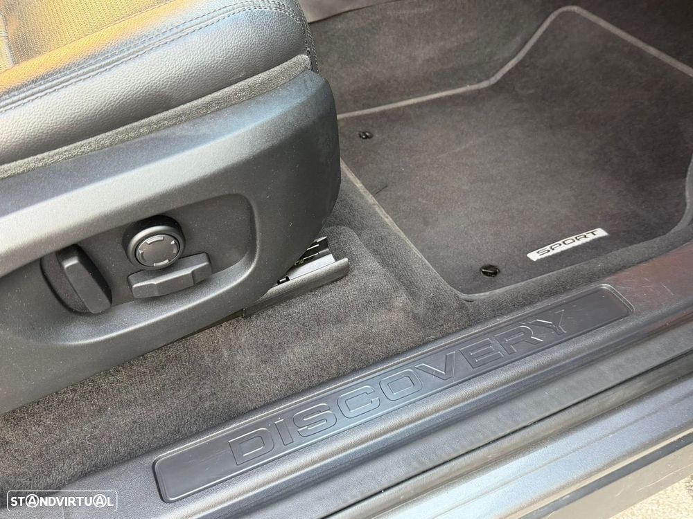 Land Rover Discovery Sport 2.0 TD4 HSE Luxury Auto - 12